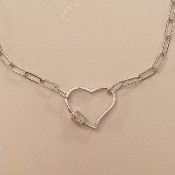 Jewelry - Silver heart necklace